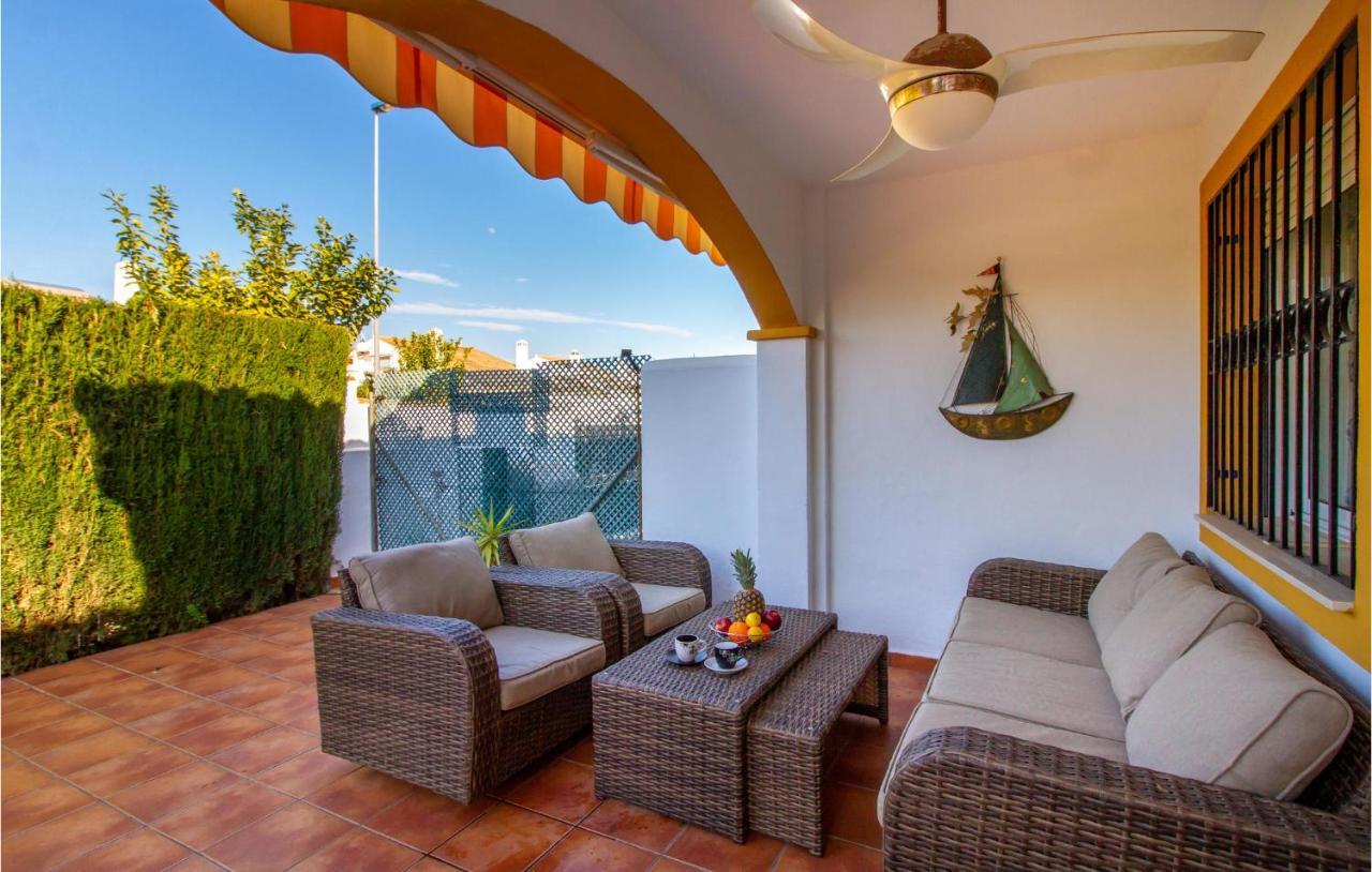 4 Bedroom Cozy Home In Pilar De La Horadada Pilar de la Horadada Exterior foto