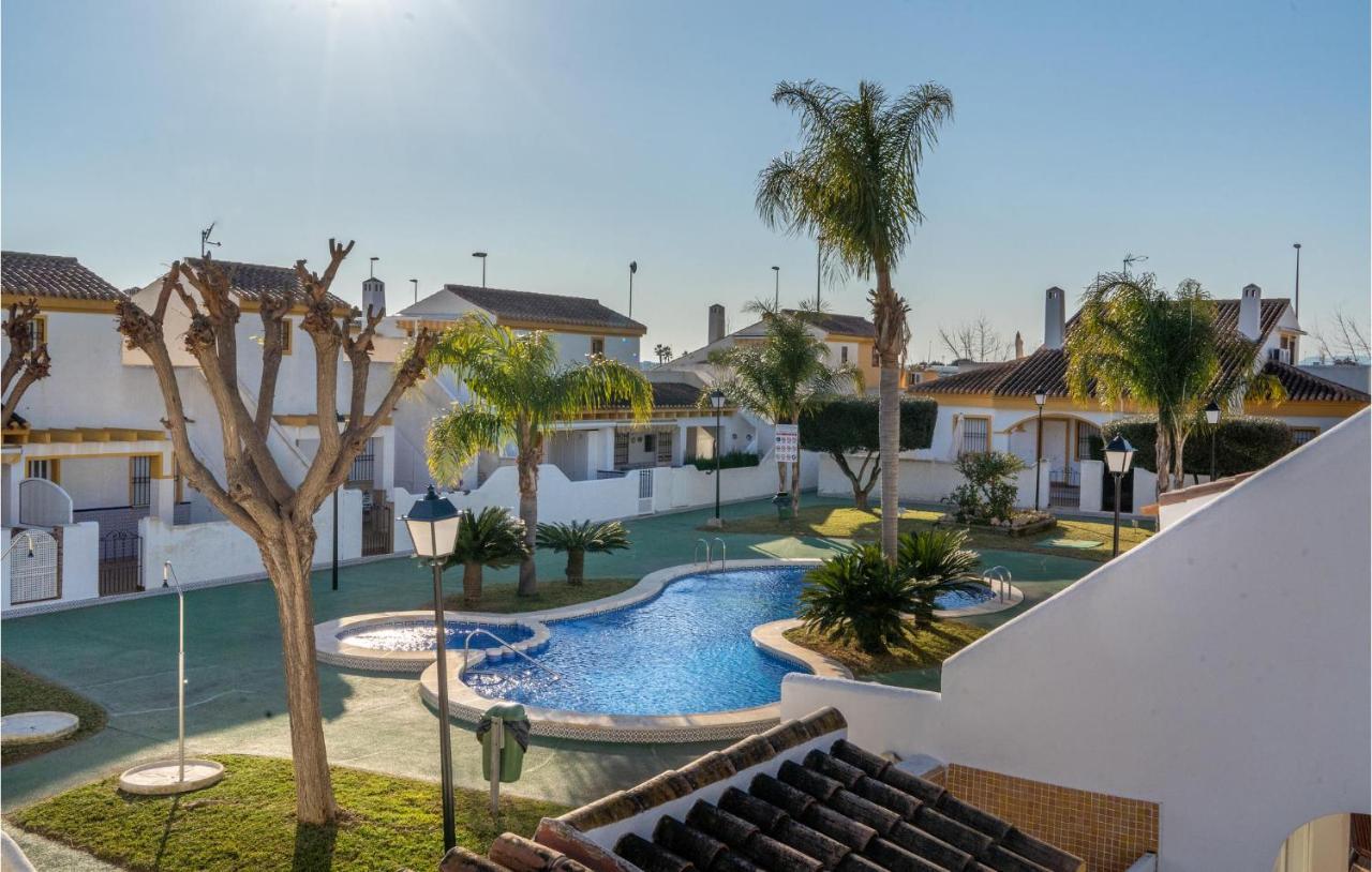 4 Bedroom Cozy Home In Pilar De La Horadada Pilar de la Horadada Exterior foto
