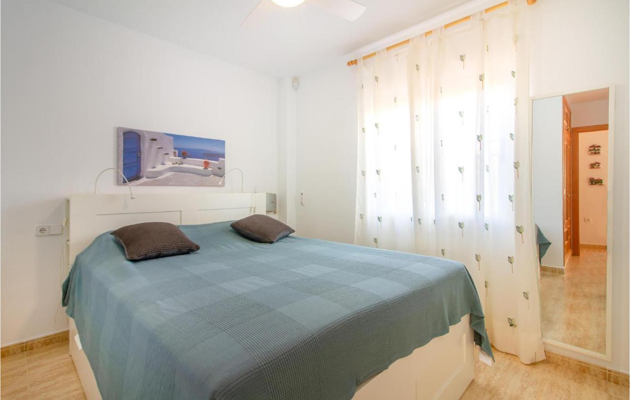 4 Bedroom Cozy Home In Pilar De La Horadada Pilar de la Horadada Exterior foto